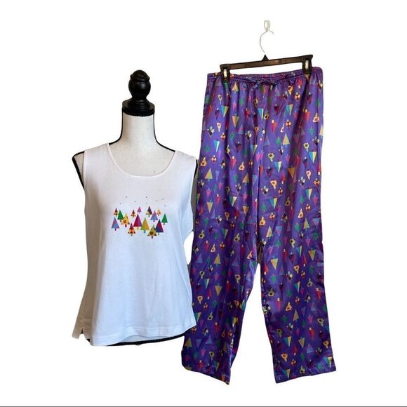 Cabernet by Sleep Sense Sleeveless Top and Satin Bottom Christmas Pajamas - Picture 1 of 10